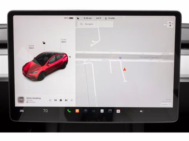 2024 White Tesla Model Y RWD SUV