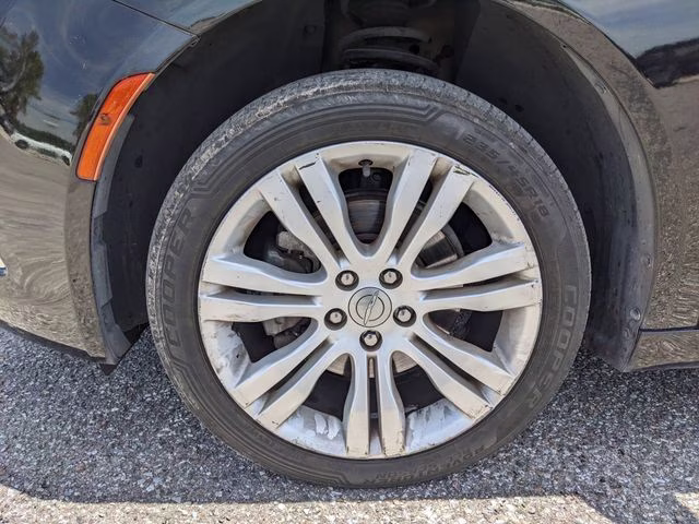 2015 Black Clearcoat Chrysler 200 Limited FWD Sedan
