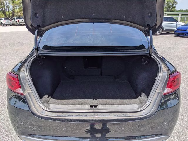 2015 Black Clearcoat Chrysler 200 Limited FWD Sedan