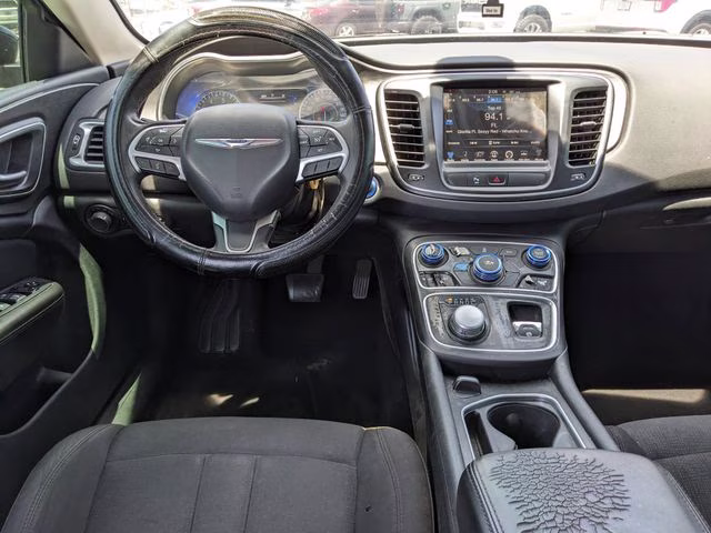 2015 Black Clearcoat Chrysler 200 Limited FWD Sedan