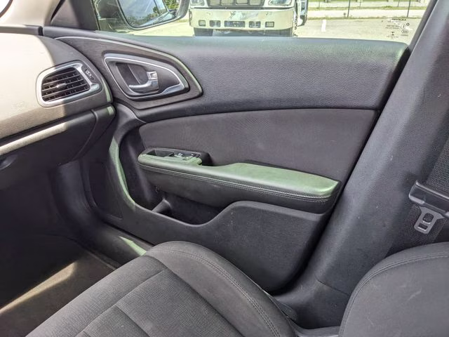 2015 Black Clearcoat Chrysler 200 Limited FWD Sedan