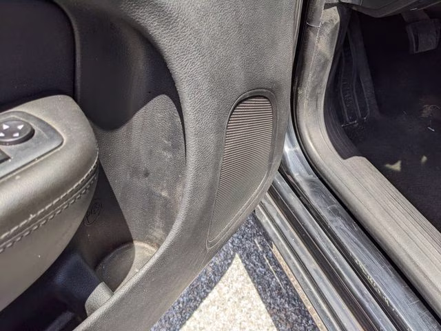 2015 Black Clearcoat Chrysler 200 Limited FWD Sedan