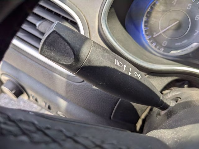 2015 Black Clearcoat Chrysler 200 Limited FWD Sedan