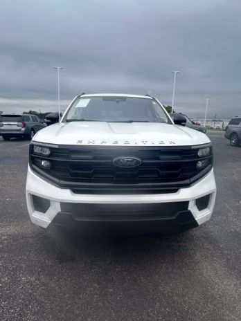 2025 White Metallic Ford Expedition Max Active 4X4 SUV