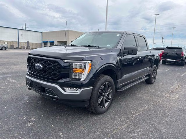 2023 Blue Ford F-150 XLT 4X4 Truck