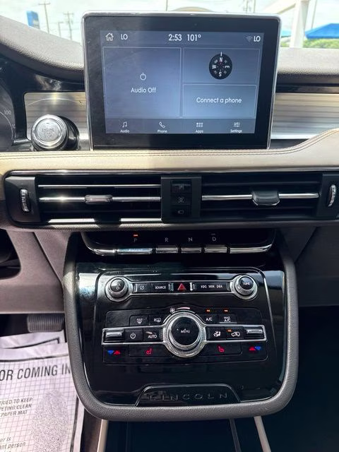 2022 White Metallic Lincoln Corsair Standard FWD SUV
