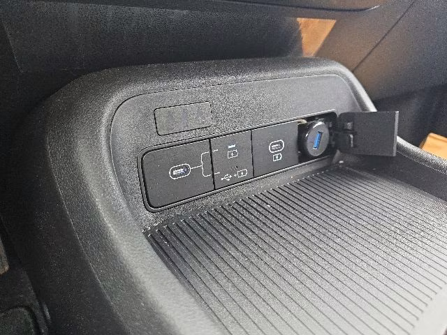 2024 Mirage Green Hyundai Kona SE AWD SUV