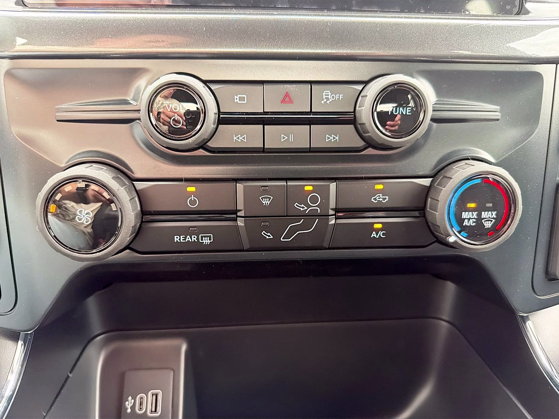 2026 Avalanche Ford F-150 STX 4X4 Truck