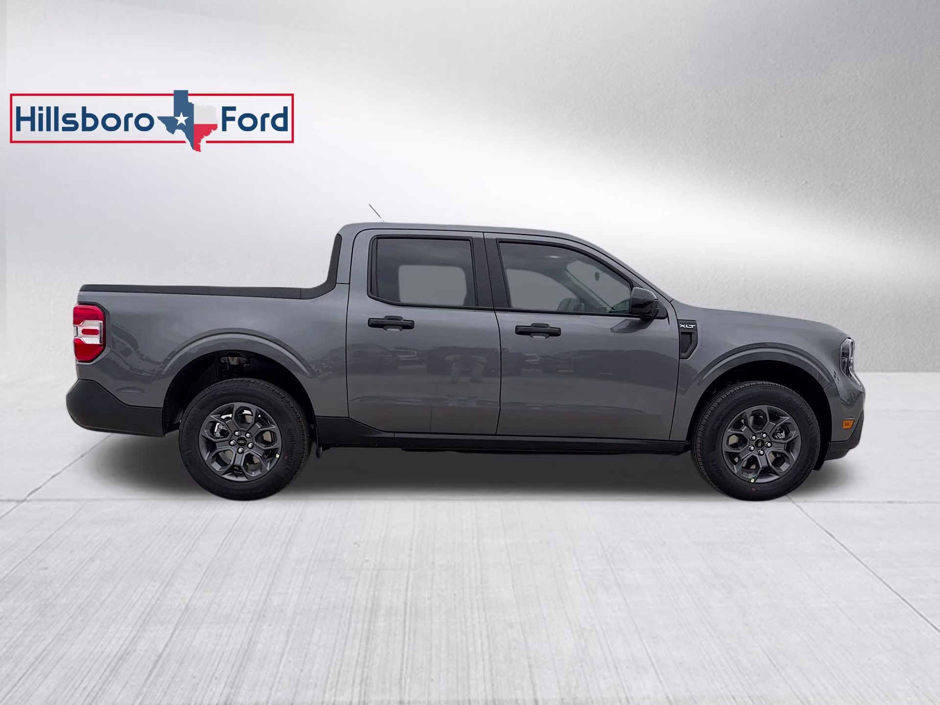 2026 Carbonized Gray Metallic Ford Maverick XLT FWD Truck
