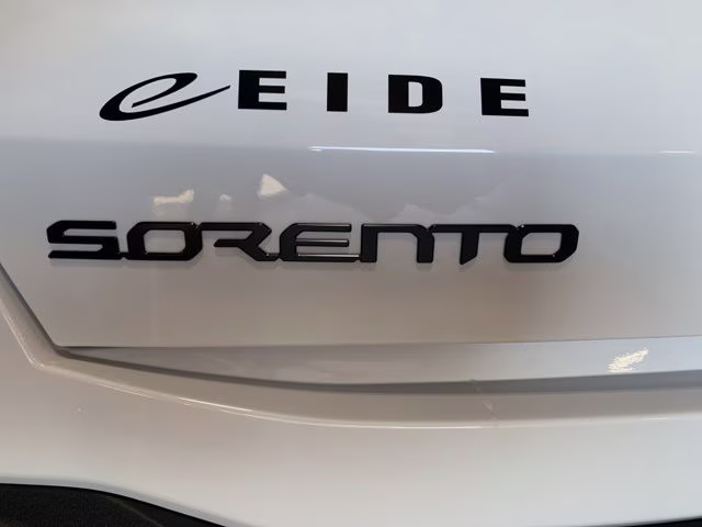 2026 Glacial White Pearl Kia Sorento X-Line EX AWD SUV
