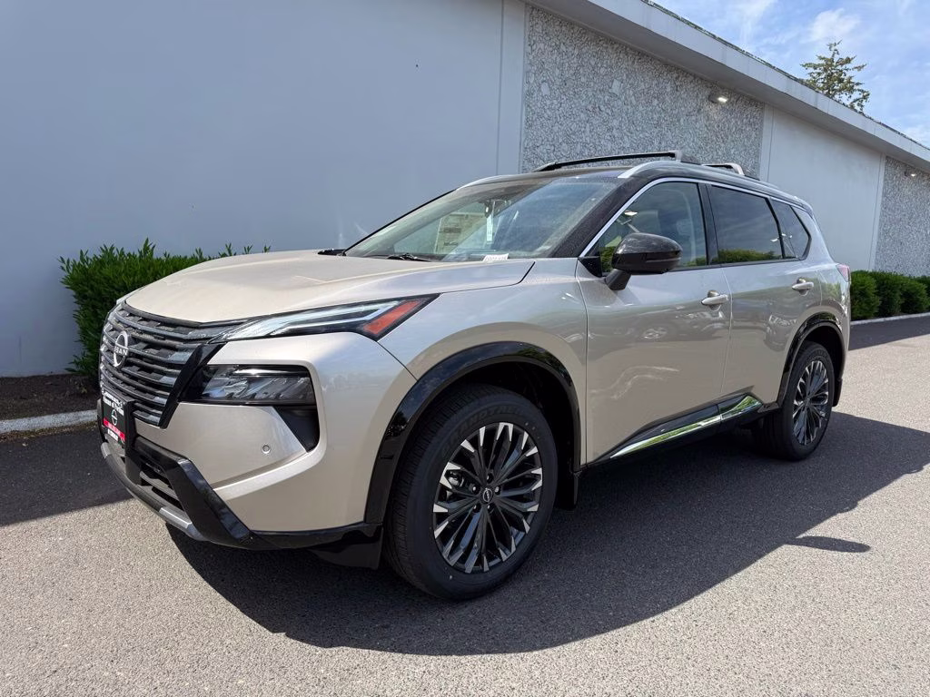 2026 Nissan Rogue Platinum AWD's photo