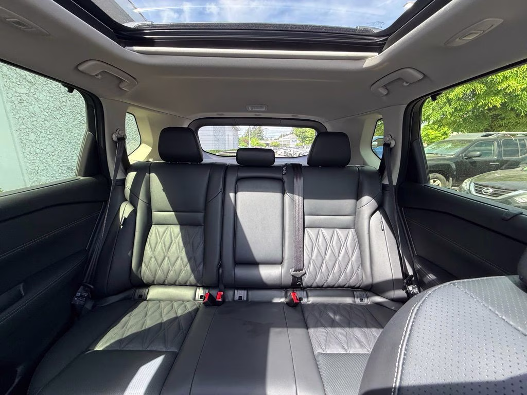 2026 Champagne Silver Metallic Nissan Rogue Platinum AWD SUV
