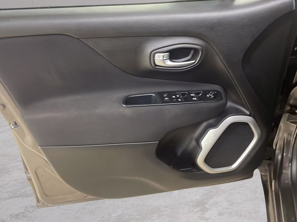 2019 Granite Crystal Metallic Clearcoat Jeep Renegade Sport 4X4 SUV