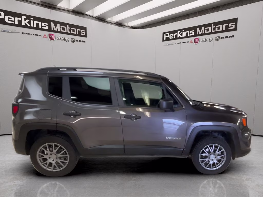2019 Granite Crystal Metallic Clearcoat Jeep Renegade Sport 4X4 SUV