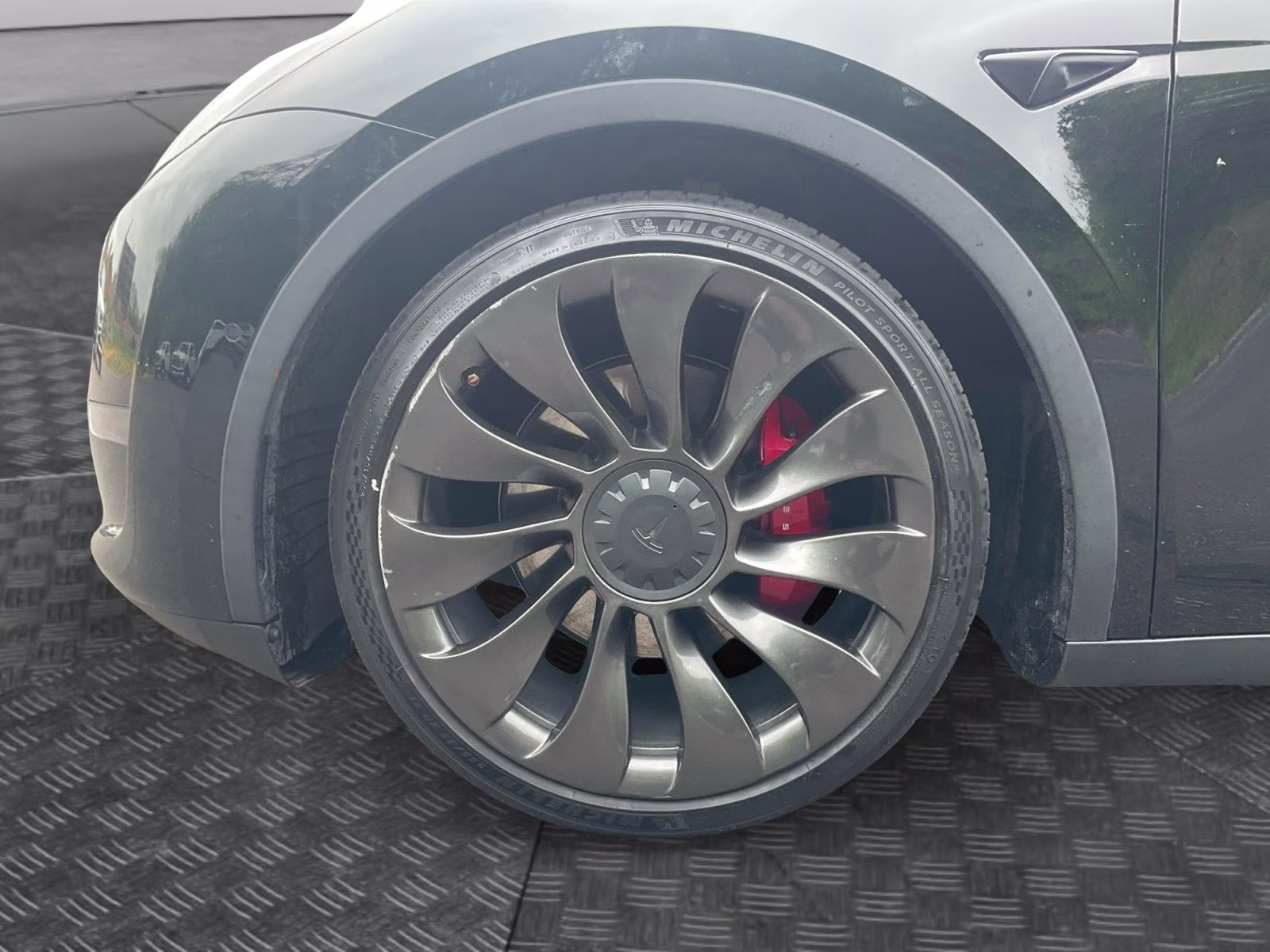 2022 Black Tesla Model Y Performance AWD SUV