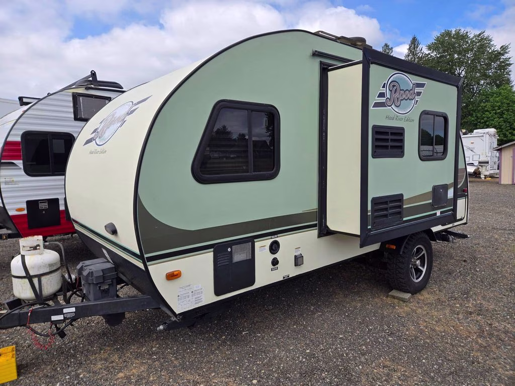 2015 Green Forest River R-POD 181G RV