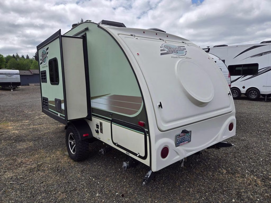 2015 Green Forest River R-POD 181G RV