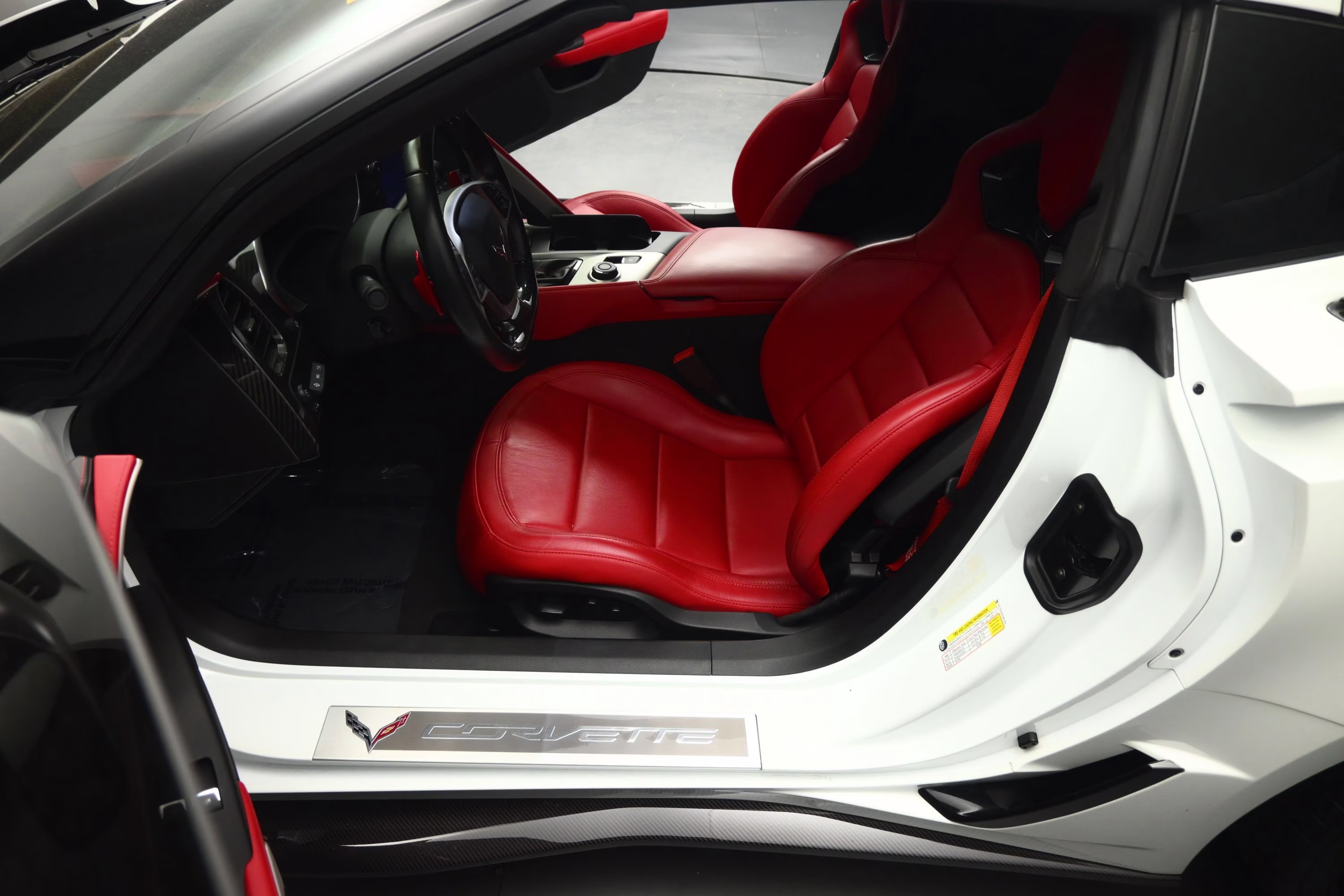 2019 Arctic White Chevrolet Corvette ZR1 RWD Coupe