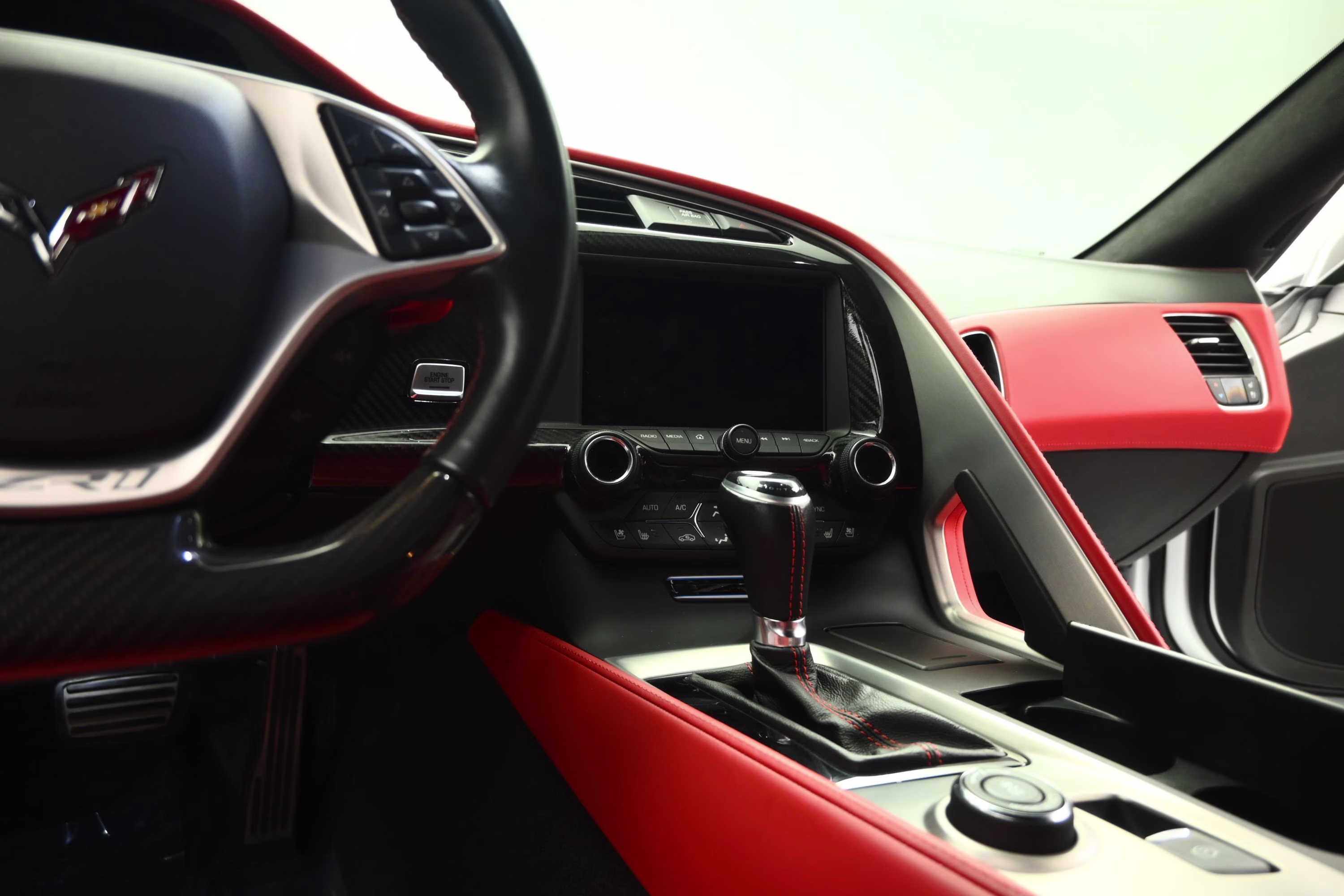 2019 Arctic White Chevrolet Corvette ZR1 RWD Coupe