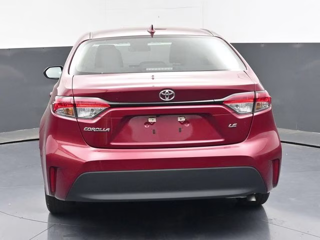 2022 Silver Sky Metallic Toyota RAV4 XLE Premium AWD SUV