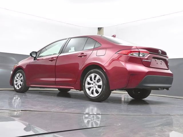 2022 Silver Sky Metallic Toyota RAV4 XLE Premium AWD SUV