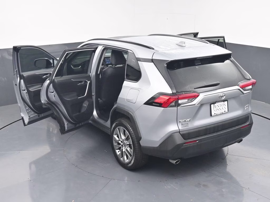 2022 Silver Sky Metallic Toyota RAV4 XLE Premium AWD SUV