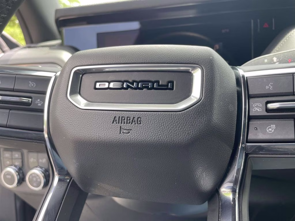2025 Sterling Metallic GMC Yukon Denali 4X4 SUV