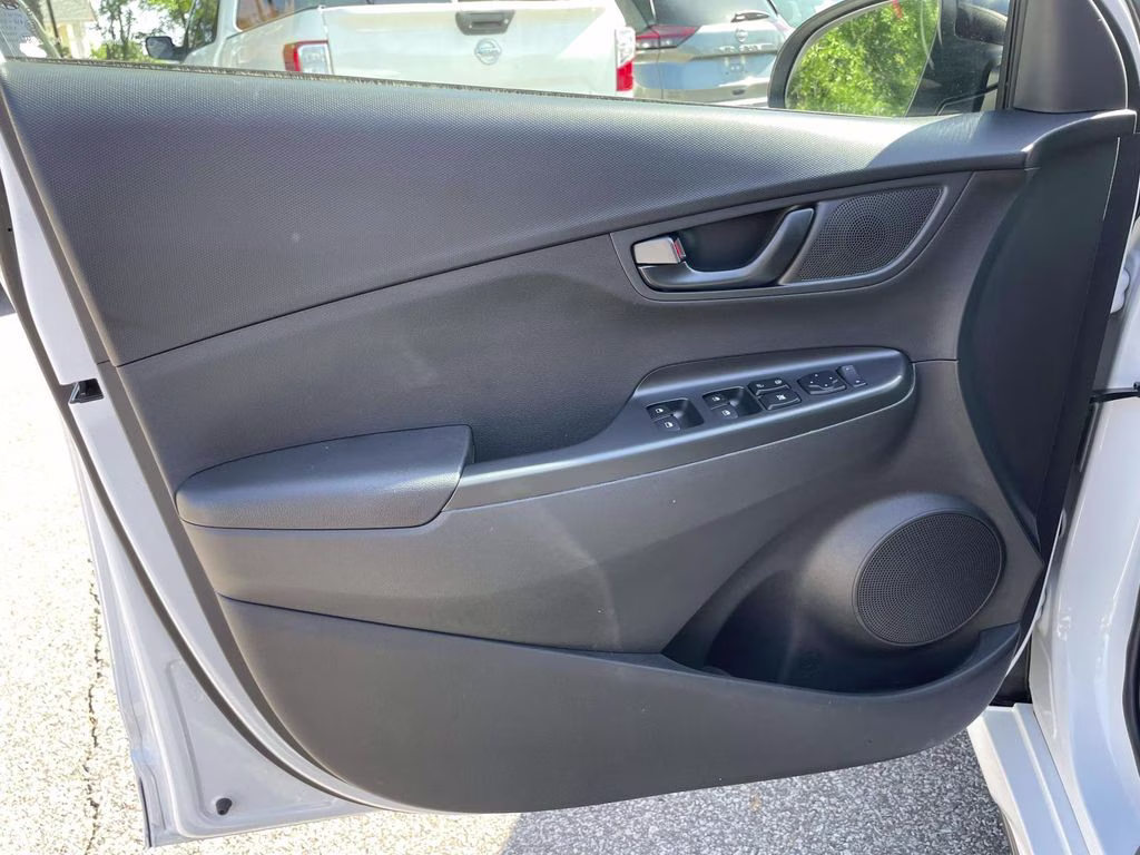 2023 Hyundai Kona N Line - Photo 16