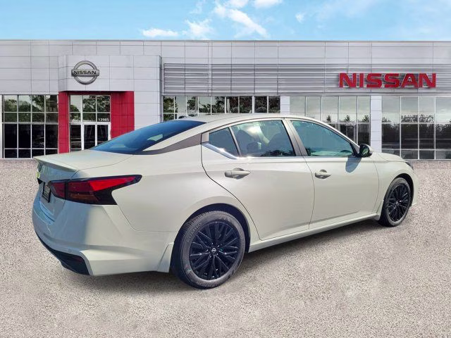 2026 Pearl White Tricoat Nissan Altima 2.5 SV FWD Sedan
