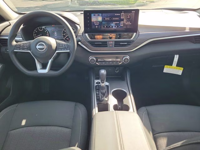 2026 Pearl White Tricoat Nissan Altima 2.5 SV FWD Sedan
