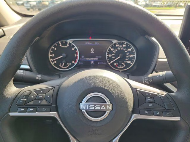 2026 Pearl White Tricoat Nissan Altima 2.5 SV FWD Sedan