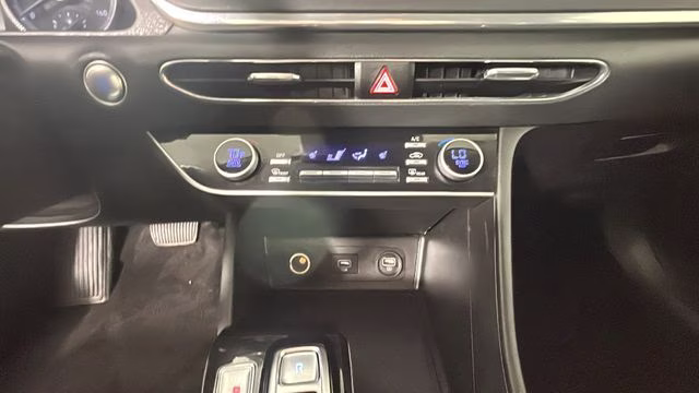 2023 Onyx Black Hyundai Sonata SEL FWD Sedan