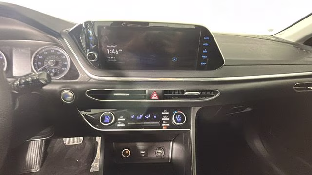 2023 Onyx Black Hyundai Sonata SEL FWD Sedan