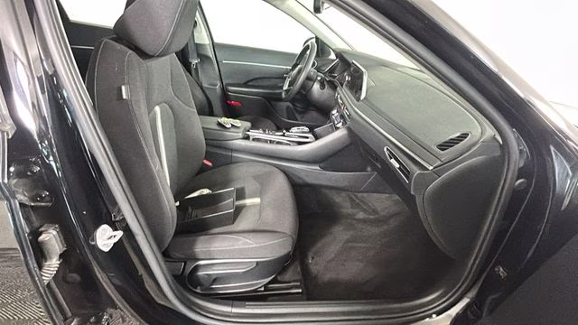 2023 Onyx Black Hyundai Sonata SEL FWD Sedan