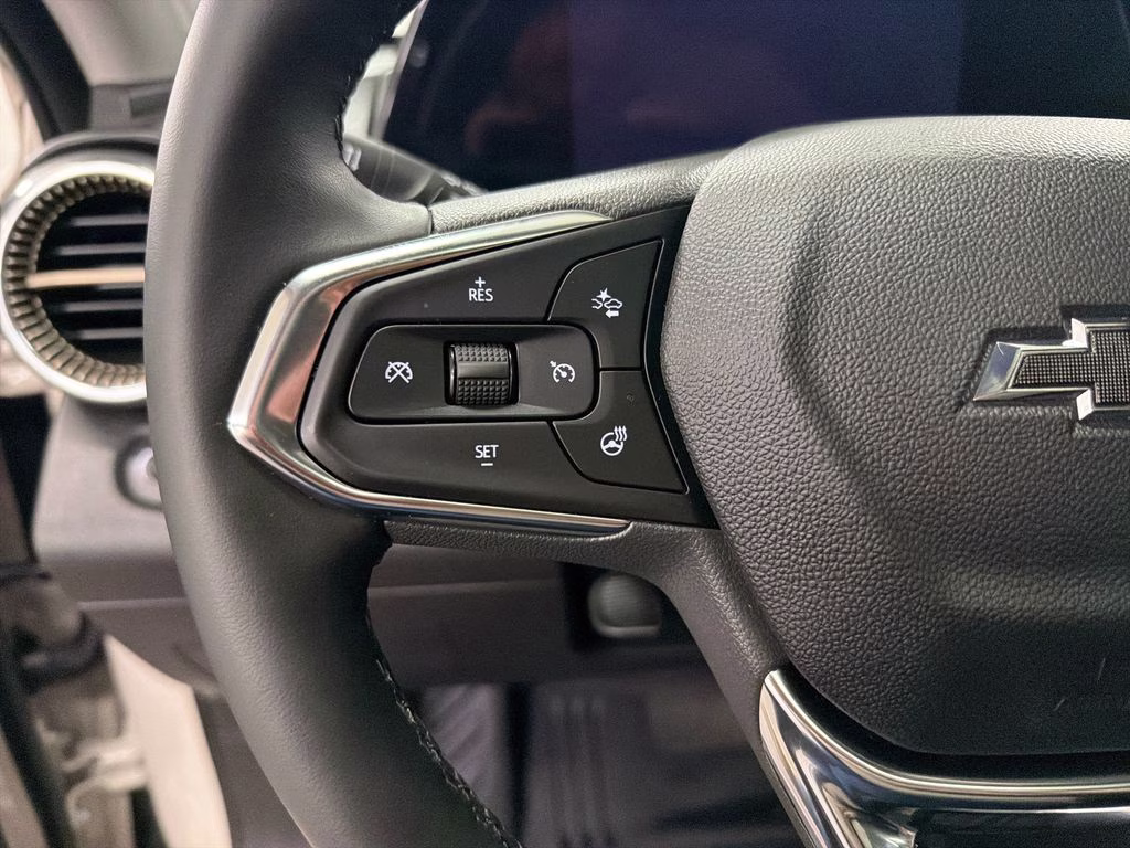 2026 White Sands Chevrolet Trax ACTIV FWD SUV