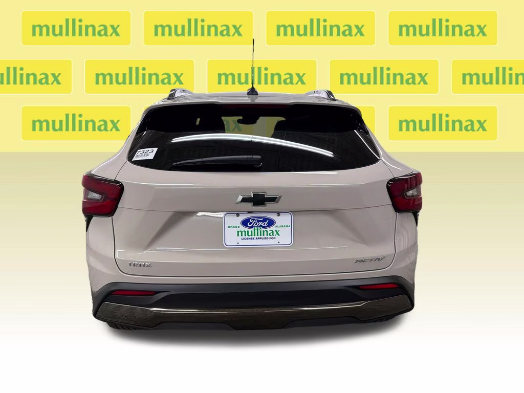 2026 White Sands Chevrolet Trax ACTIV FWD SUV