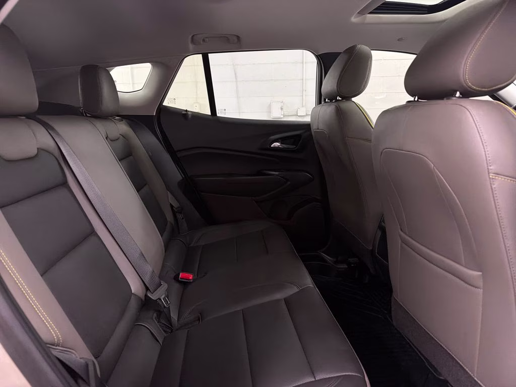 2026 White Sands Chevrolet Trax ACTIV FWD SUV