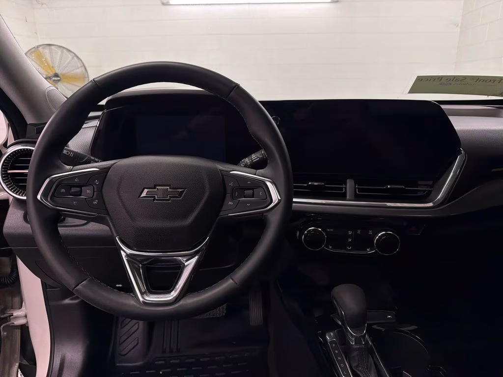 2026 White Sands Chevrolet Trax ACTIV FWD SUV
