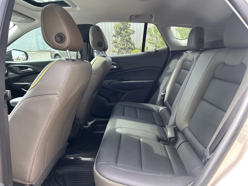 2026 White Sands Chevrolet Trax ACTIV FWD SUV