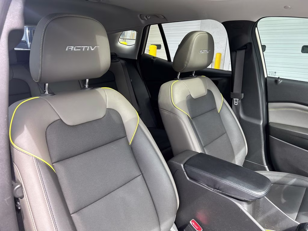 2026 White Sands Chevrolet Trax ACTIV FWD SUV