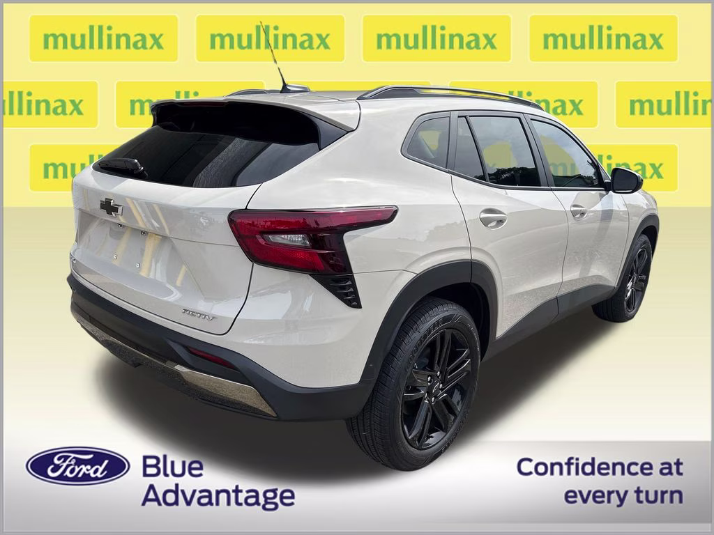 2026 White Sands Chevrolet Trax ACTIV FWD SUV