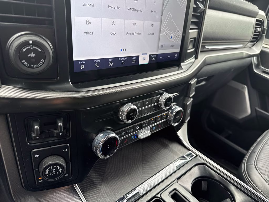 2023 Silver Metallic Ford F-150 Platinum 4X4 Truck