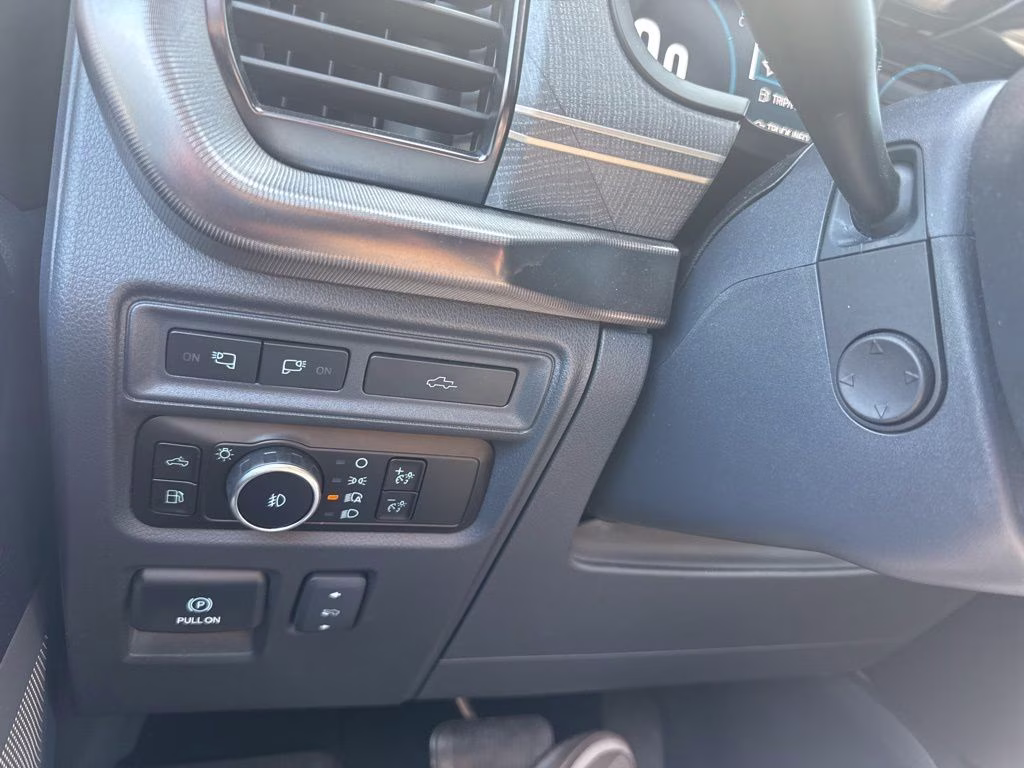 2023 Avalanche Ford F-150 Platinum 4X4 Truck