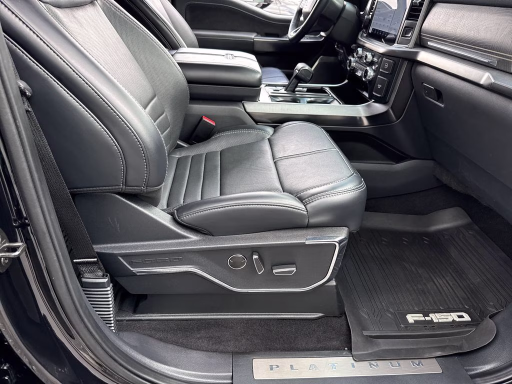 2023 Agate Black Metallic Ford F-150 Platinum 4X4 Truck