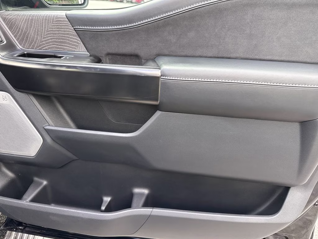 2023 Agate Black Metallic Ford F-150 Platinum 4X4 Truck
