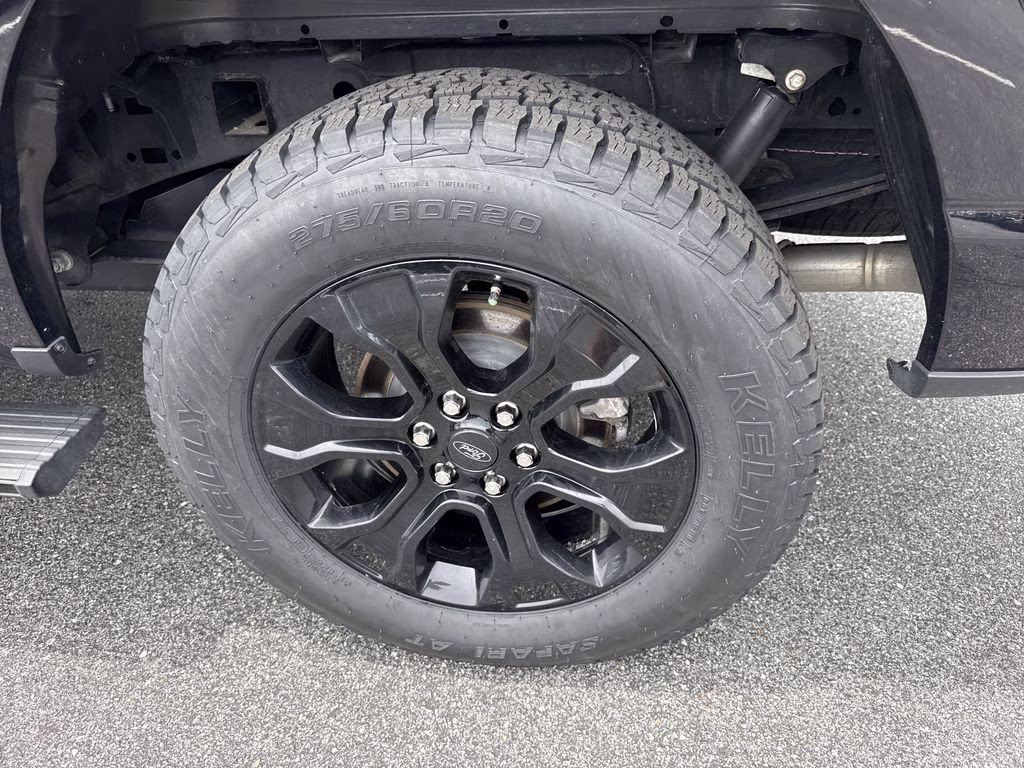 2023 Black Metallic Ford F-150 Platinum 4X4 Truck