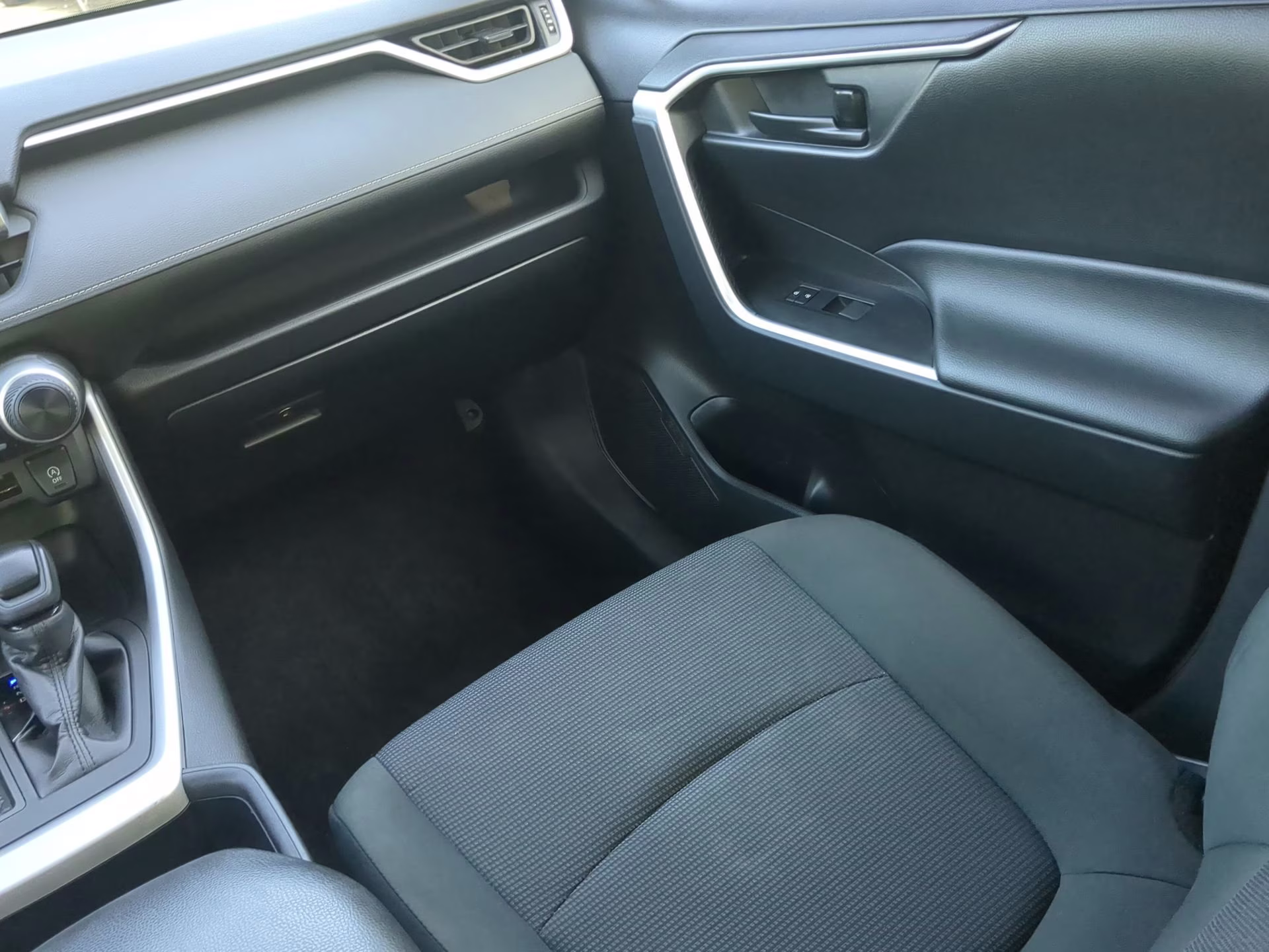 2024 Midnight Black Metallic Toyota RAV4 LE FWD SUV