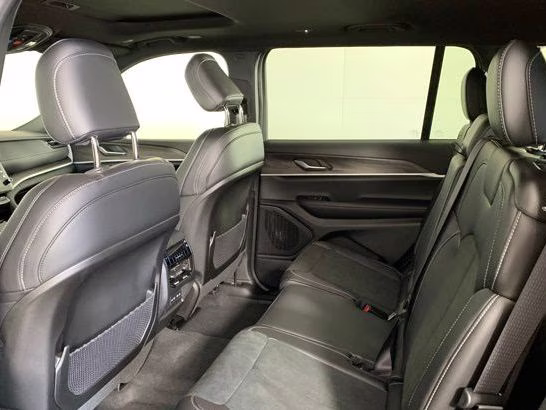 2026 Baltic Gray Metallic Clearcoat Jeep Grand Cherokee L Altitude 4X4 SUV