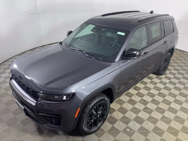 2026 Baltic Gray Metallic Clearcoat Jeep Grand Cherokee L Altitude 4X4 SUV