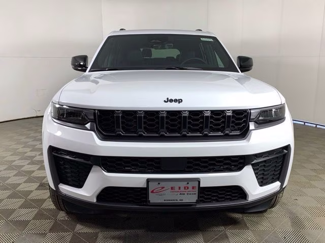 2026 Bright White Clearcoat Jeep Grand Cherokee L Altitude 4X4 SUV